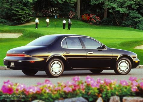 Infiniti J30 and Nissan Leopard (1993